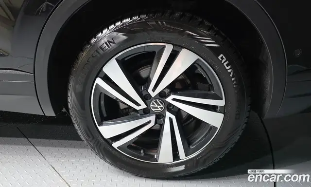Volkswagen Touareg 2023 3.0 автомат (гидро), миниатюра 7