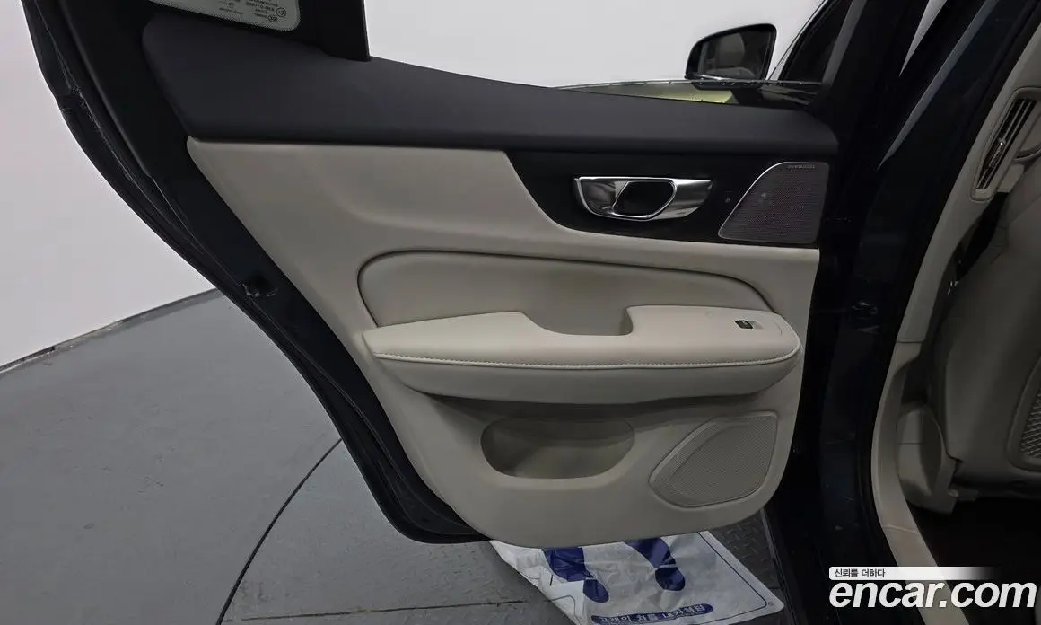 Volvo S60 2020 2.0 автомат (гидро), фото 14