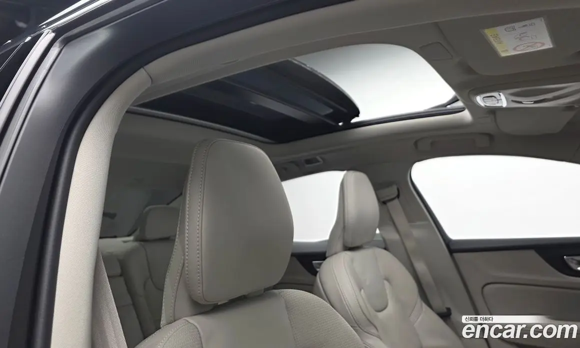 Volvo S60 2020 2.0 автомат (гидро), фото 23