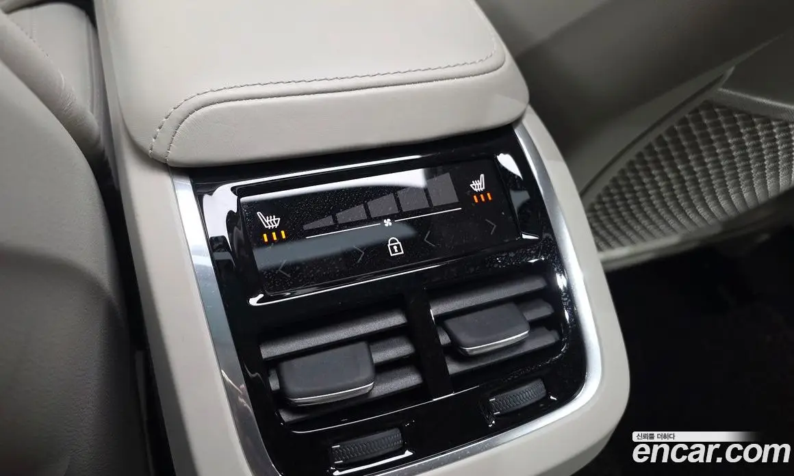 Volvo S60 2020 2.0 автомат (гидро), фото 24