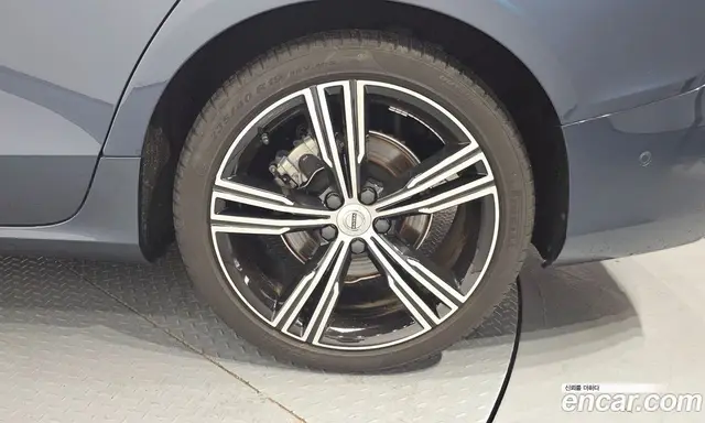 Volvo S60 2020 2.0 автомат (гидро), миниатюра 6