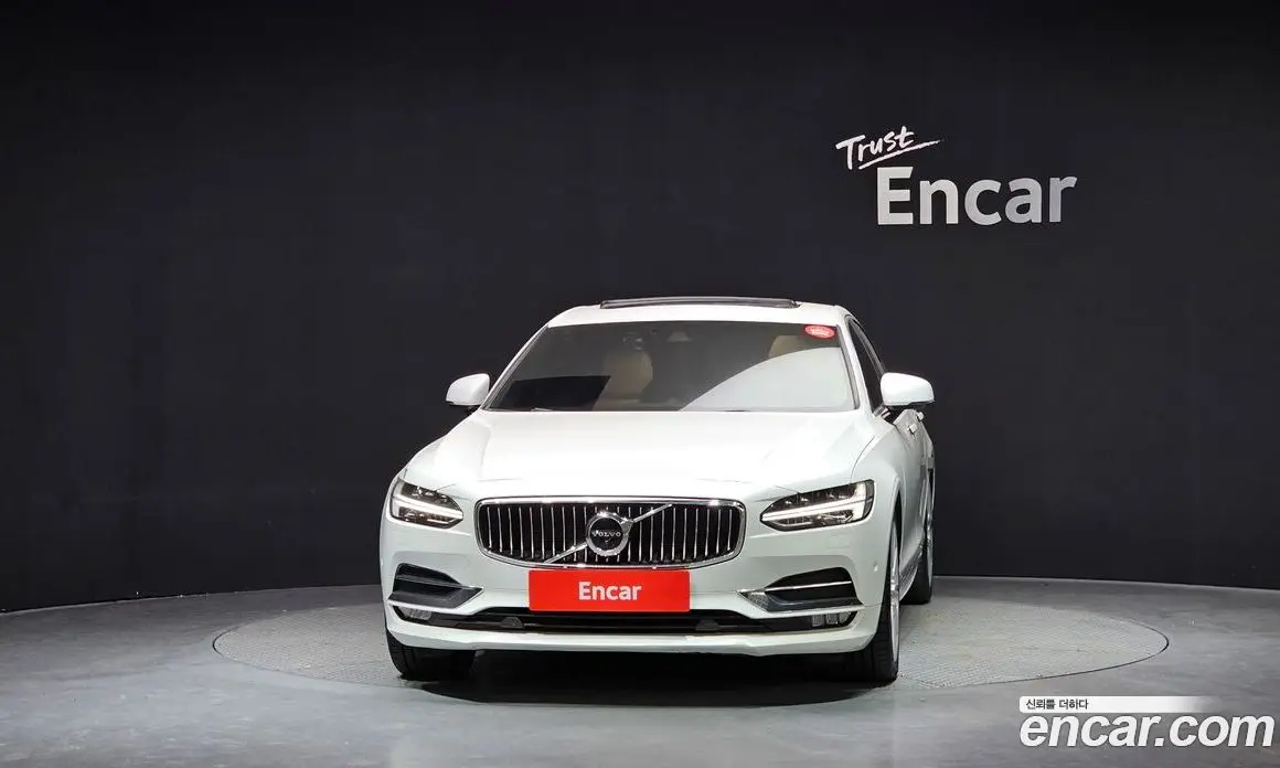 Volvo S90 2018 2.0 автомат (гидро), фото 3 Volvo S90 2018 2.0 автомат (гидро), фото 3