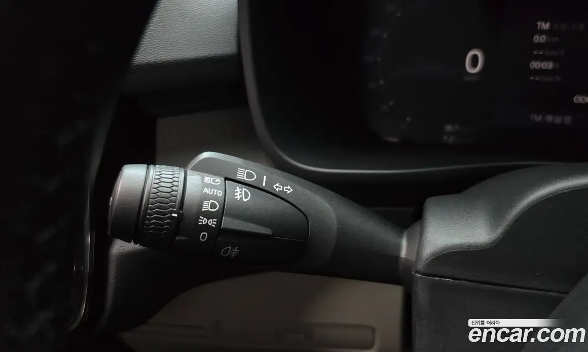 Volvo XC40 2025 2.0 автомат (гидро), фото 25