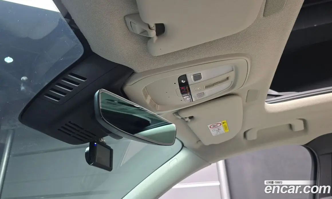 Volvo XC40 2025 2.0 автомат (гидро), фото 28