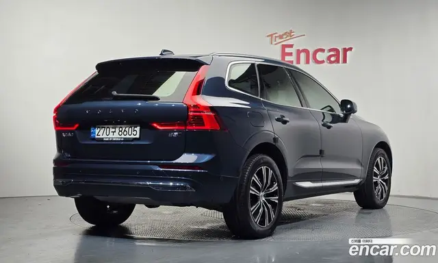 Volvo XC60 2021 2.0 автомат (гидро), миниатюра 2