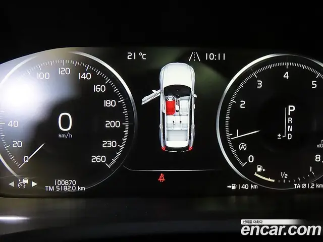 Volvo XC90 2018 2.0 автомат (гидро), миниатюра 9 Volvo XC90 2018 2.0 автомат (гидро), миниатюра 9