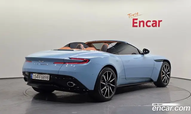 Aston Martin DB11 2022 4.0 автомат (гидро), миниатюра 2