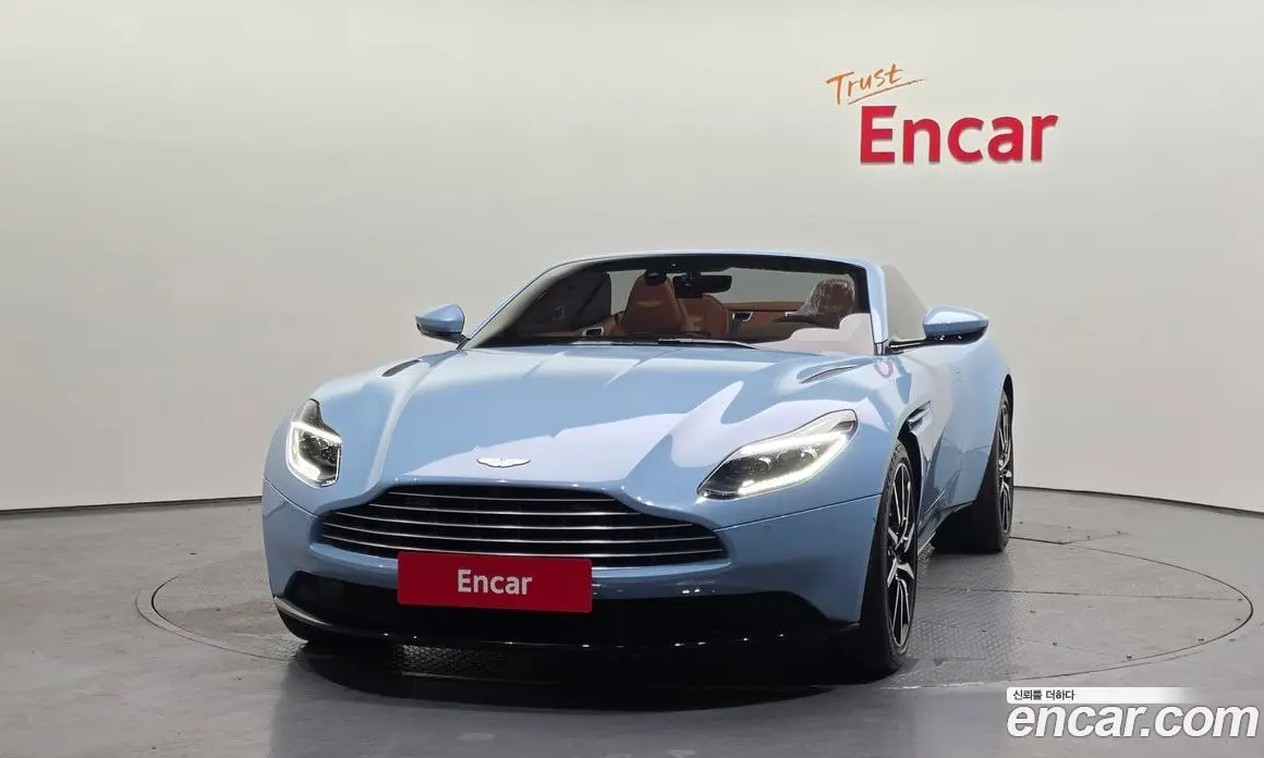 Aston Martin DB11 2022 4.0 автомат (гидро), фото 3