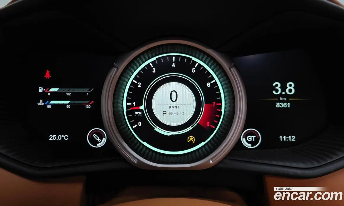 Aston Martin DB11 2022 4.0 автомат (гидро), фото 8