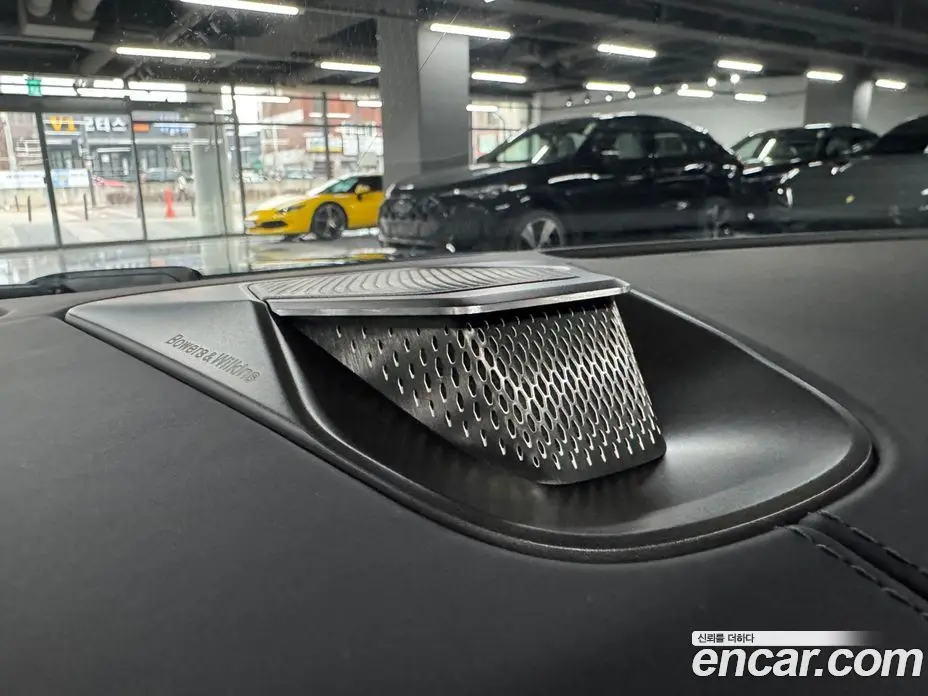 Aston Martin Vantage 2025 4.0 автомат (гидро), фото 12
