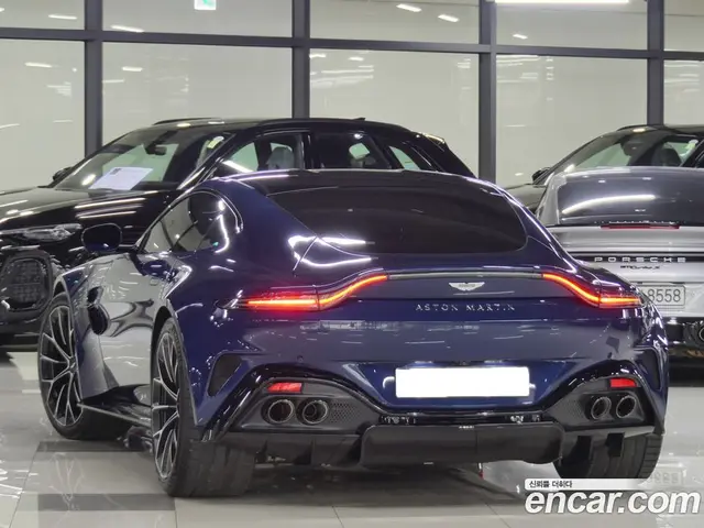 Aston Martin Vantage 2025 4.0 автомат (гидро), миниатюра 3