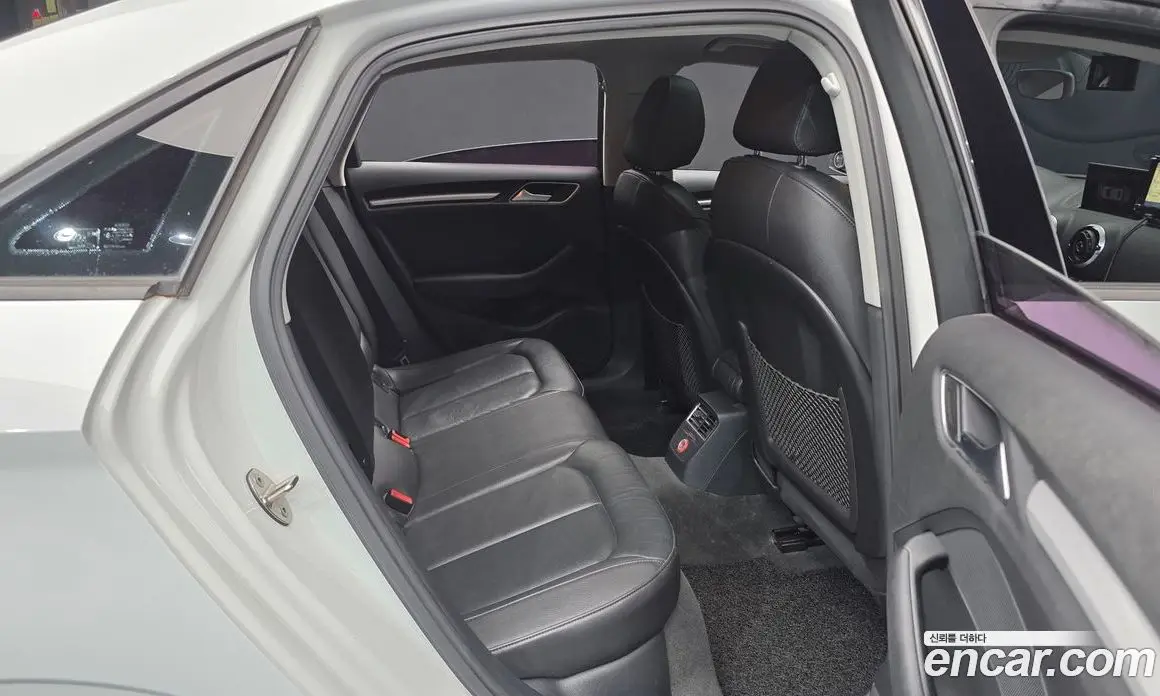 Audi A3 2016 2.0 автомат (гидро), фото 11