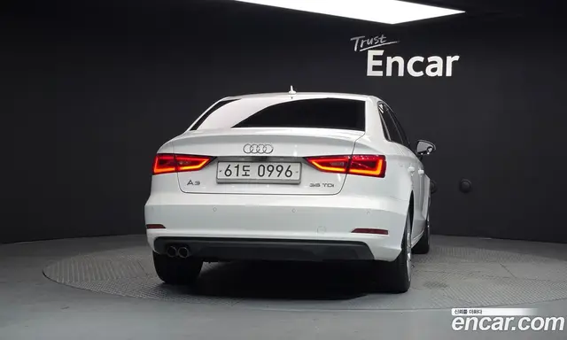 Audi A3 2016 2.0 автомат (гидро), миниатюра 4