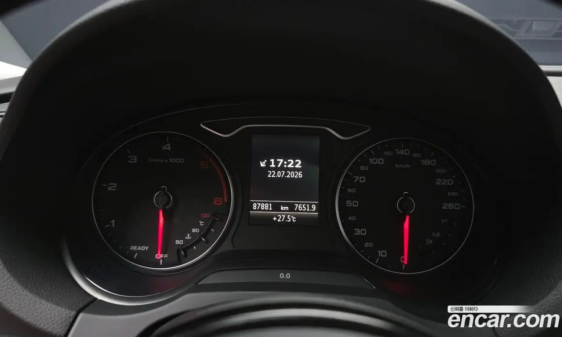 Audi A3 2016 2.0 автомат (гидро), фото 8