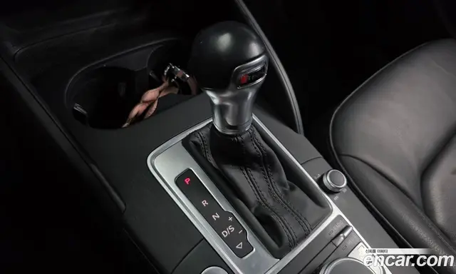 Audi A3 2016 2.0 автомат (гидро), миниатюра 9
