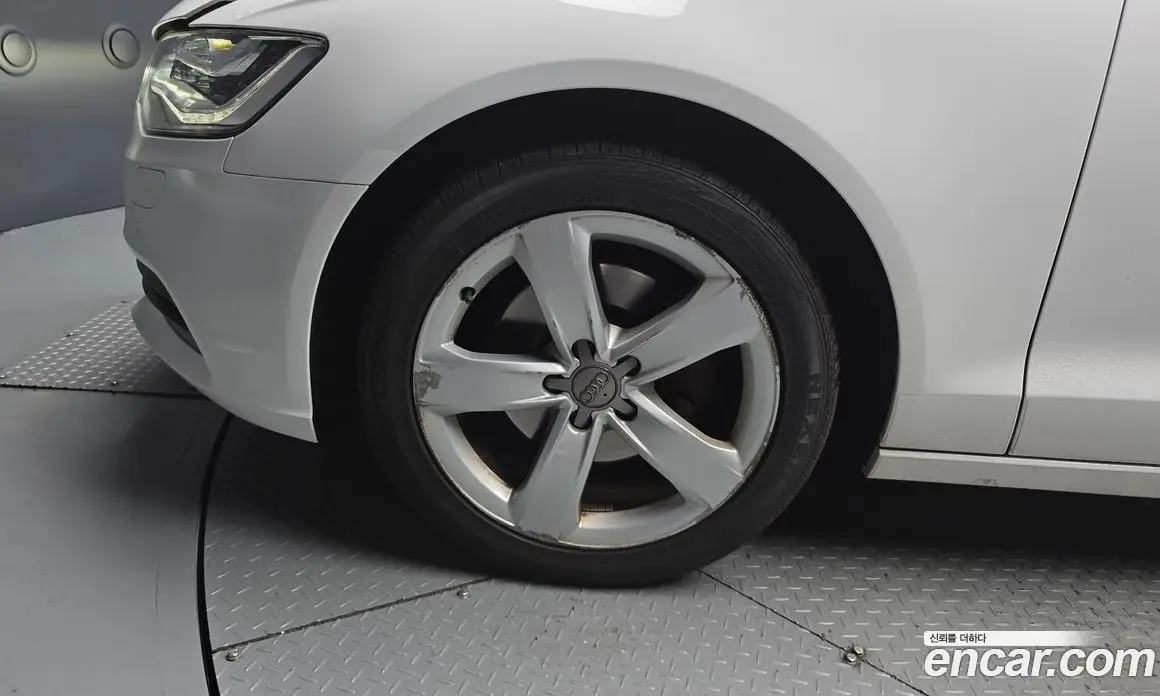 Audi A6 2014 2.0 автомат (гидро), фото 5