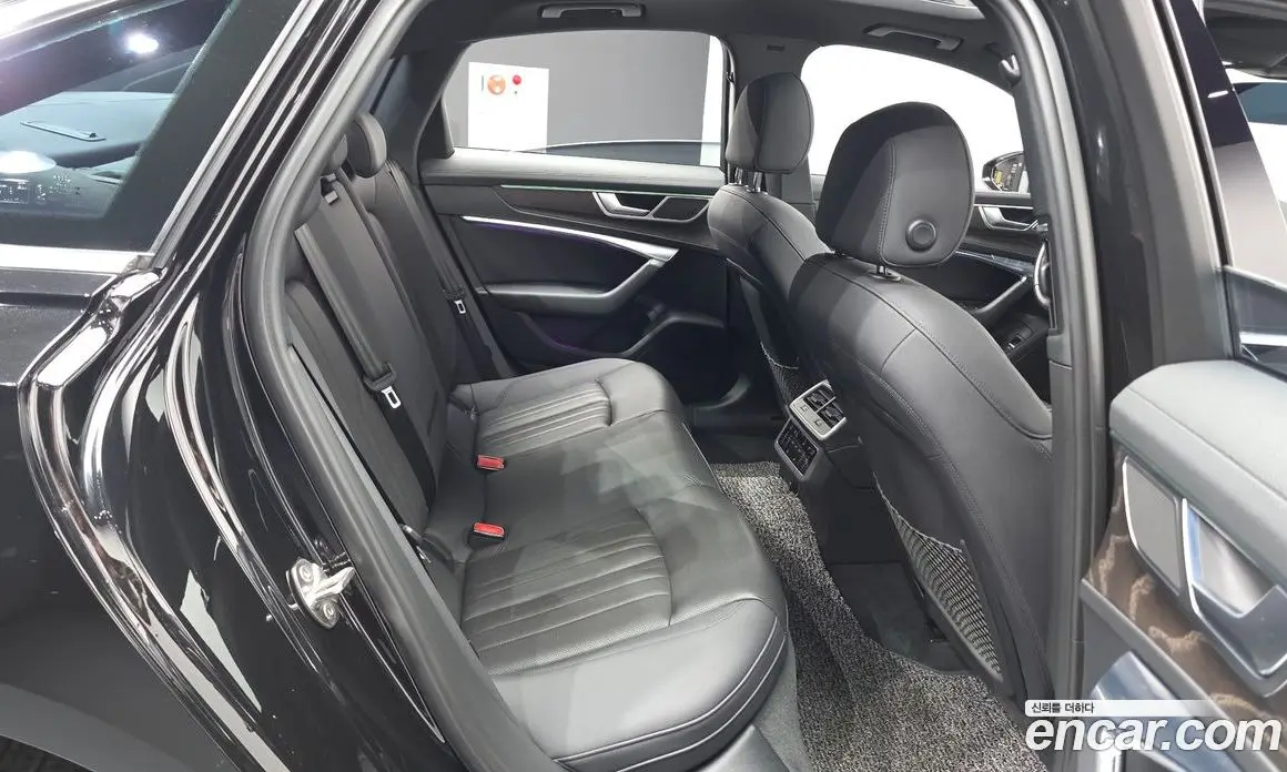 Audi A6 2020 2.0 автомат (гидро), фото 18