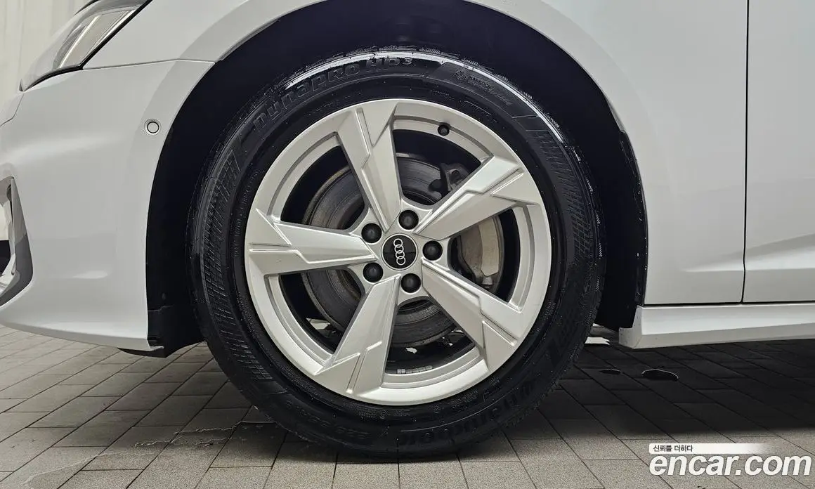 Audi A6 2021 2.0 автомат (гидро), фото 5