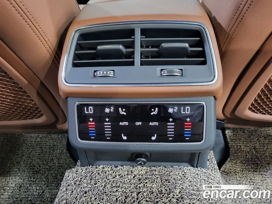Audi A6 2021 2.0 автомат (гидро), фото 16