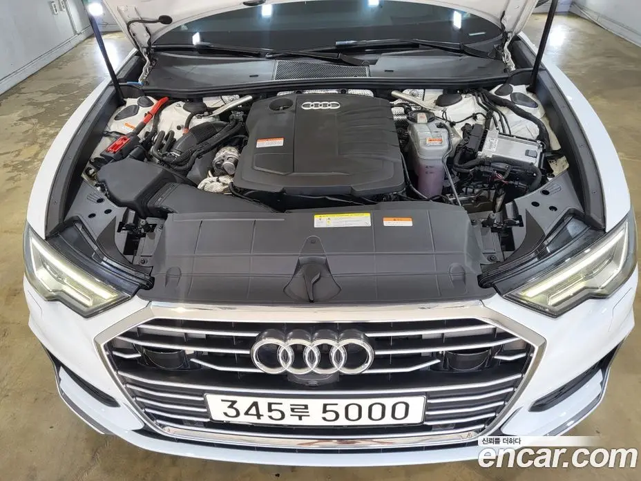 Audi A6 2021 2.0 автомат (гидро), фото 6