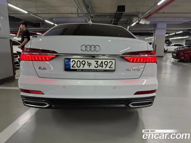 Audi A6 2021 2.0 автомат (гидро), миниатюра 4