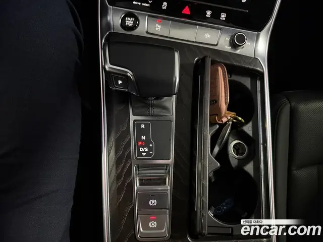 Audi A6 2021 2.0 автомат (гидро), миниатюра 8