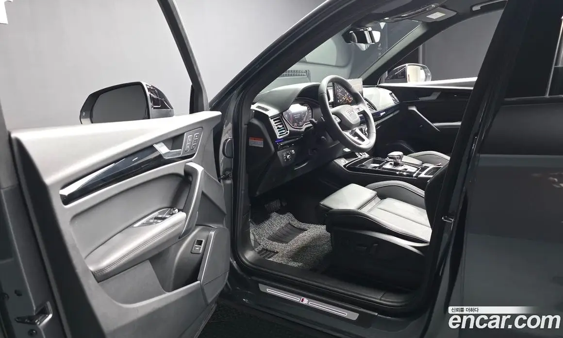 Audi Q5 2024 2.0 автомат (гидро), фото 13