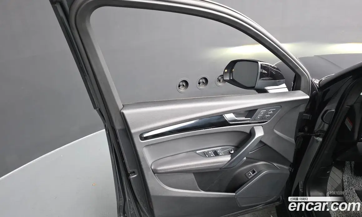 Audi Q5 2024 2.0 автомат (гидро), фото 14