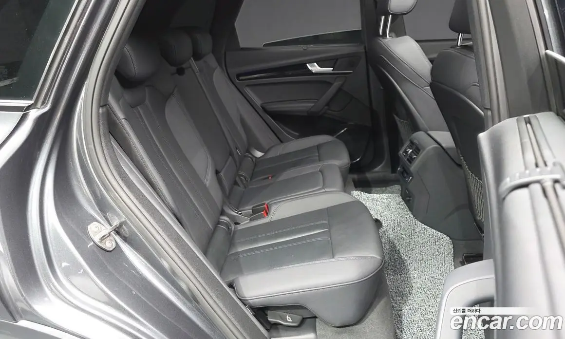 Audi Q5 2024 2.0 автомат (гидро), фото 18