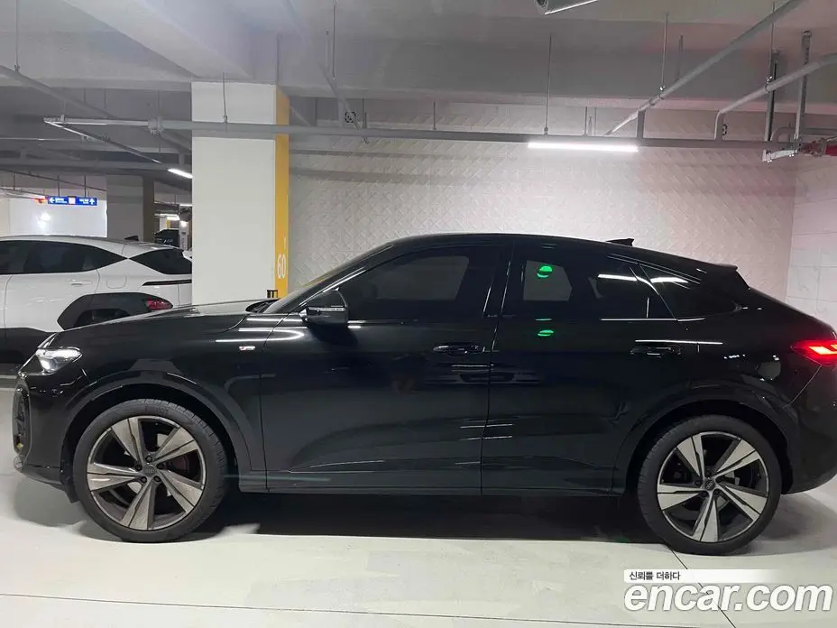 Audi Q5 2025 2.0 автомат (гидро), фото 3