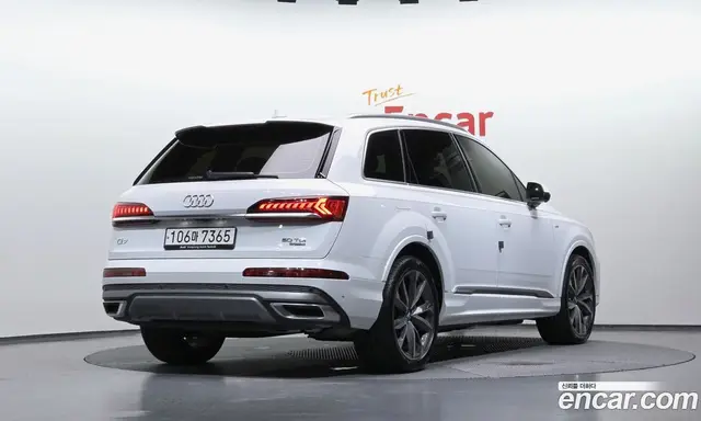 Audi Q7 2020 3.0 автомат (гидро), миниатюра 2