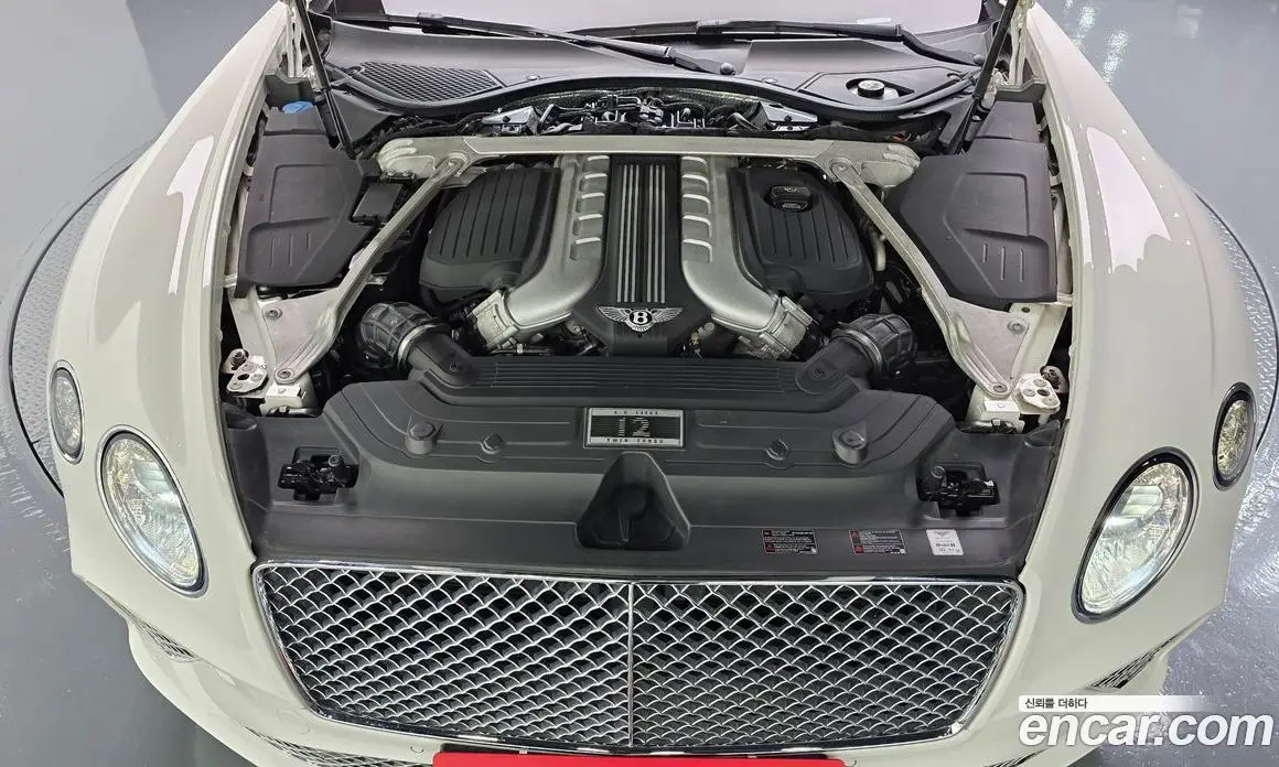 Bentley Continental 2019 6.0 автомат (гидро), фото 6