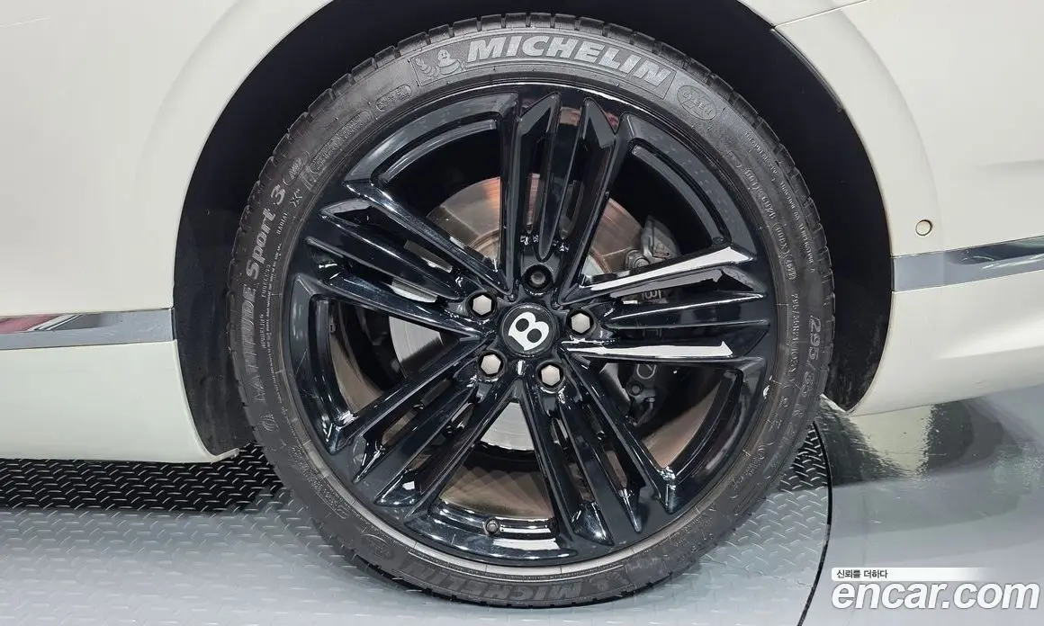 Bentley Continental 2019 6.0 автомат (гидро), фото 7