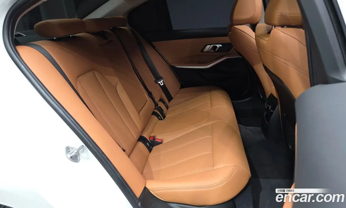 BMW 3 серия 2023 2.0 автомат (гидро), фото 17