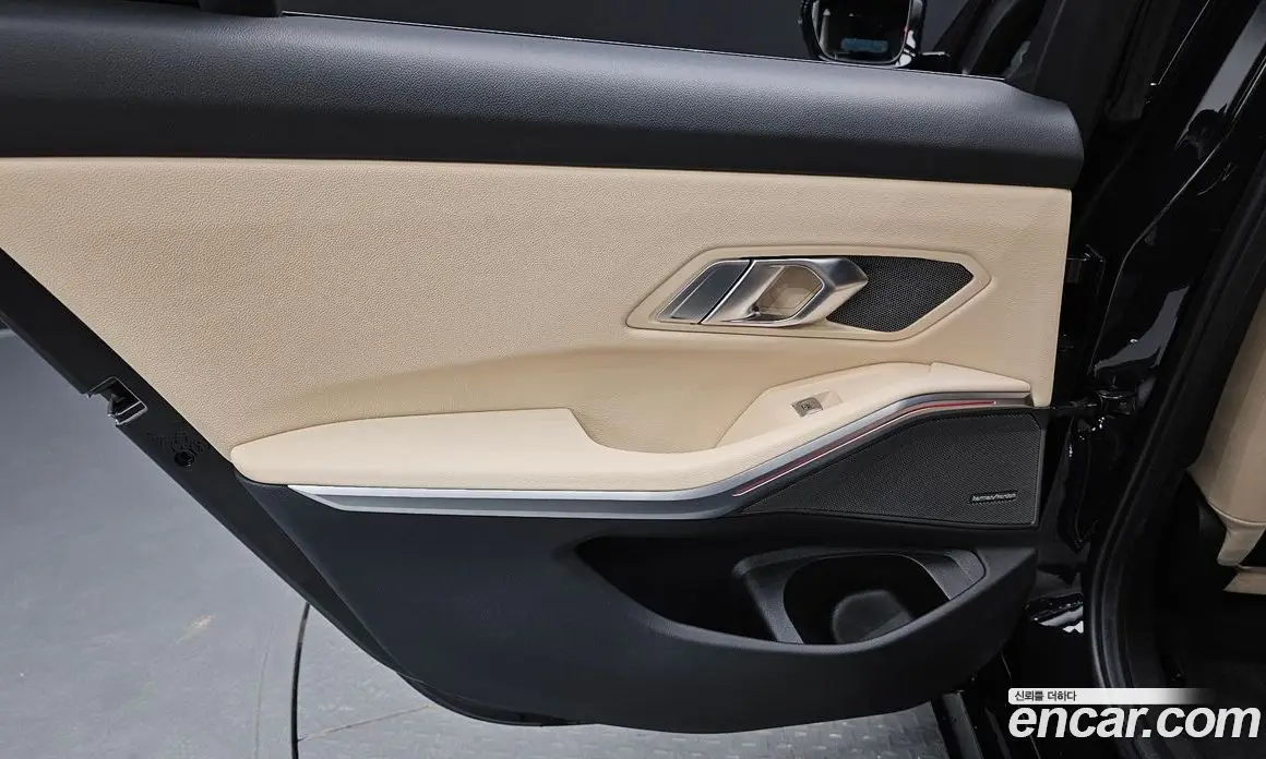 BMW 3 серия 2024 2.0 автомат (гидро), фото 15