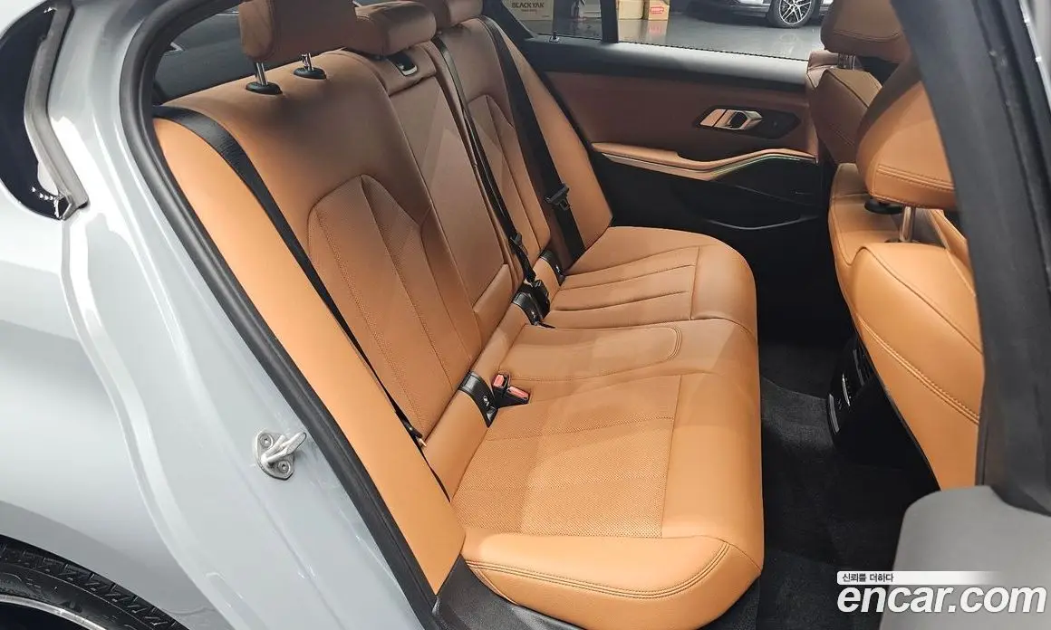 BMW 3 серия 2026 2.0 автомат (гидро), фото 15