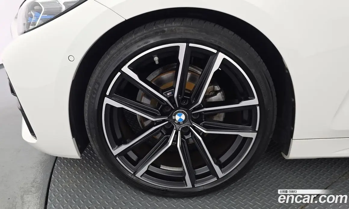 BMW 4 серия 2023 2.0 автомат (гидро), фото 5
