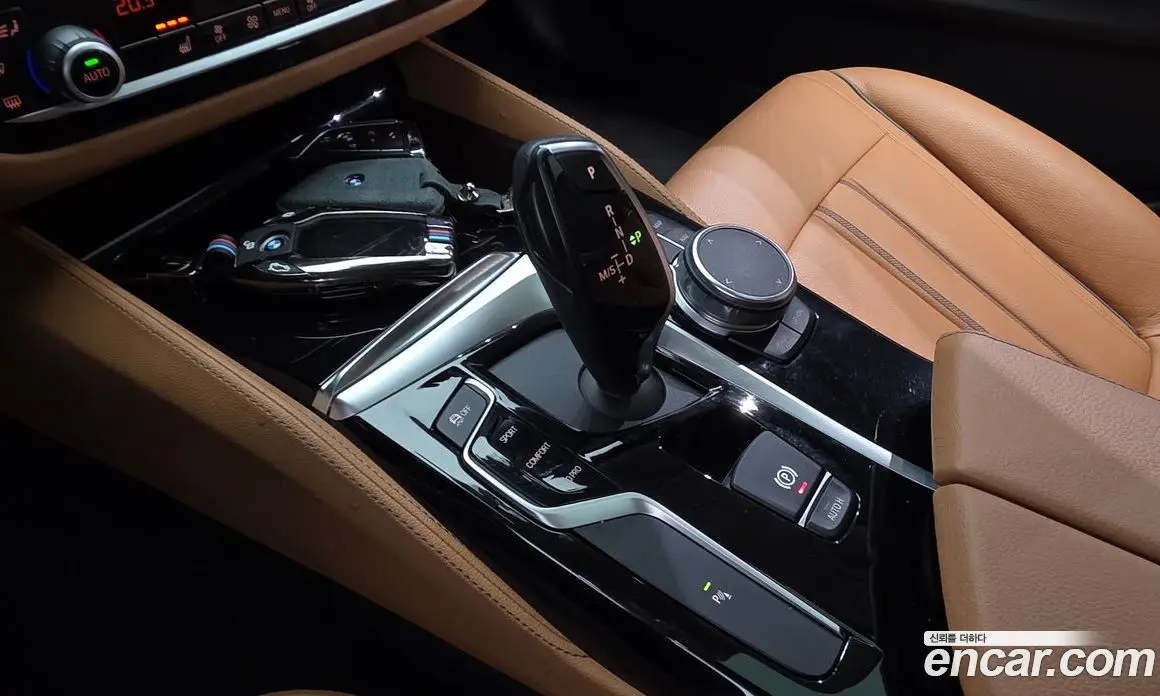 BMW 5 серия 2018 2.0 автомат (гидро), фото 12