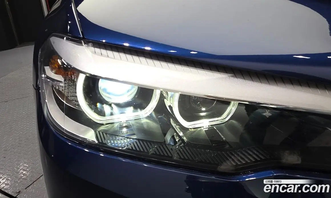 BMW 5 серия 2018 2.0 автомат (гидро), фото 8