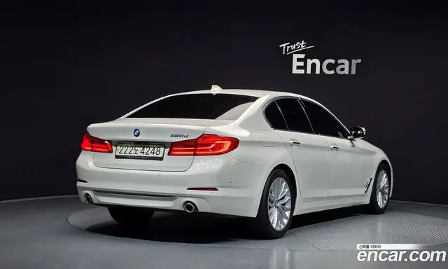 BMW 5 серия 2018 2.0 автомат (гидро), миниатюра 2