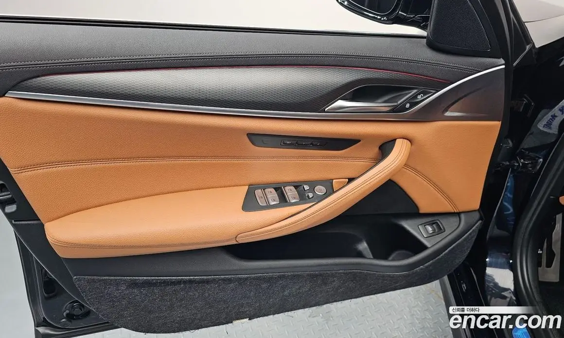 BMW 5 серия 2021 2.0 автомат (гидро), фото 13