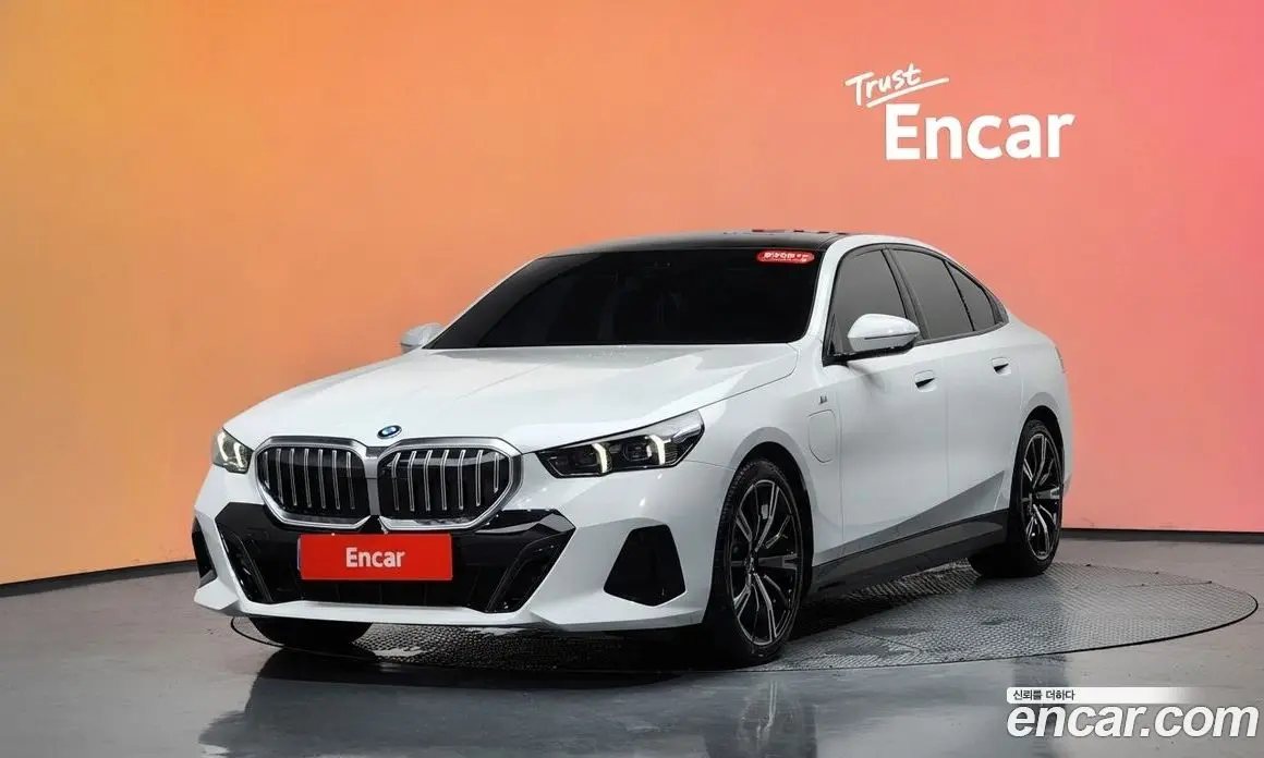BMW 5 серия 2025 2.0 автомат (гидро), фото 35