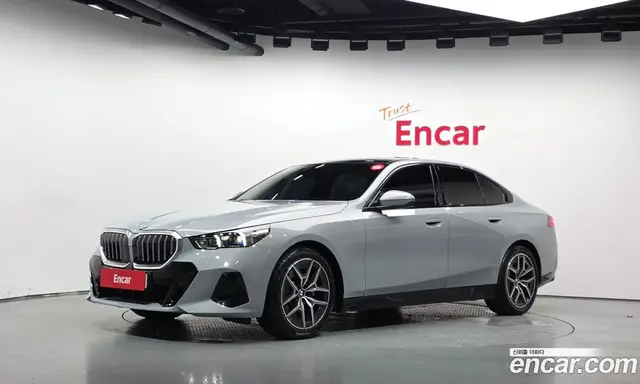 BMW 5 серия 2025 2.0 автомат (гидро), миниатюра 1