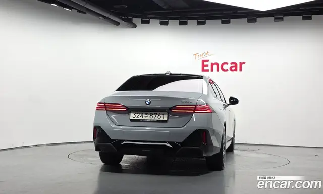 BMW 5 серия 2025 2.0 автомат (гидро), миниатюра 4
