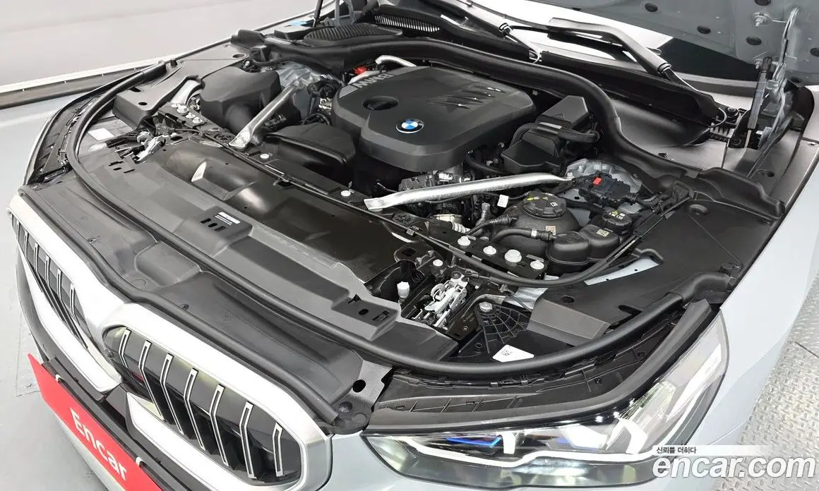 BMW 5 серия 2025 2.0 автомат (гидро), фото 6