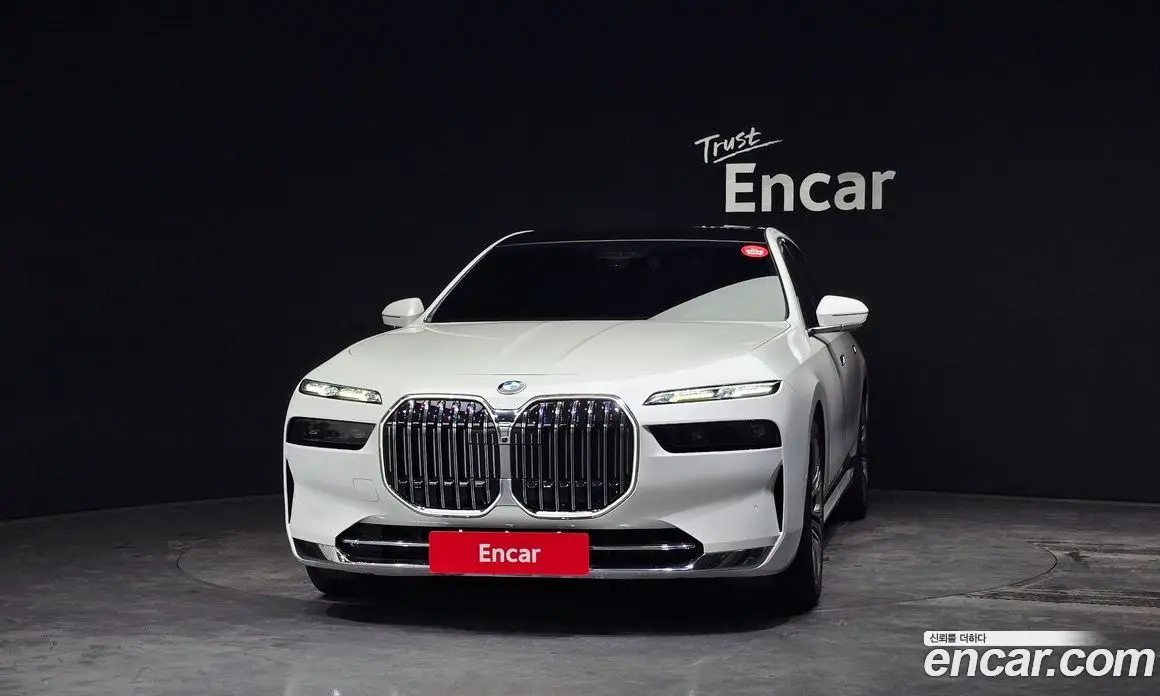 BMW 7 серия 2022 3.0 автомат (гидро), фото 3