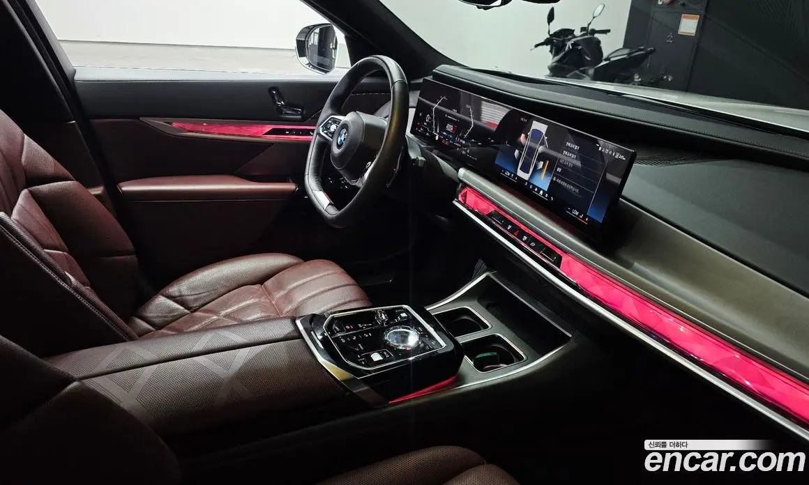 BMW 7 серия 2022 3.0 автомат (гидро), фото 26