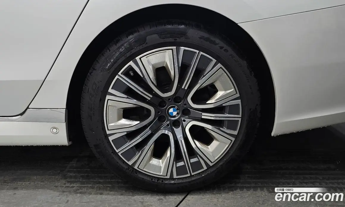 BMW 7 серия 2022 3.0 автомат (гидро), фото 7