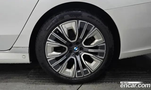 BMW 7 серия 2022 3.0 автомат (гидро), миниатюра 7