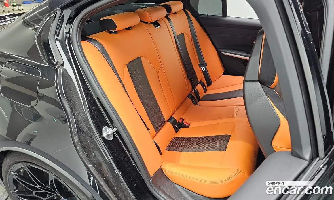 BMW M3 2025 3.0 автомат (гидро), фото 12